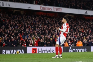 凯发K8手机端、APP下载、流畅界面、智能推荐、高效操作-恩瓦内里：教练要求我们持续向前不能松懈，很高兴为球队做贡献