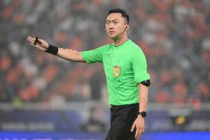 凯发K8手机端、APP下载、流畅界面、智能推荐、高效操作-鲁媒：京鲁大战变成“京鲁乱战”，至少裁判组在控场方面是失败的