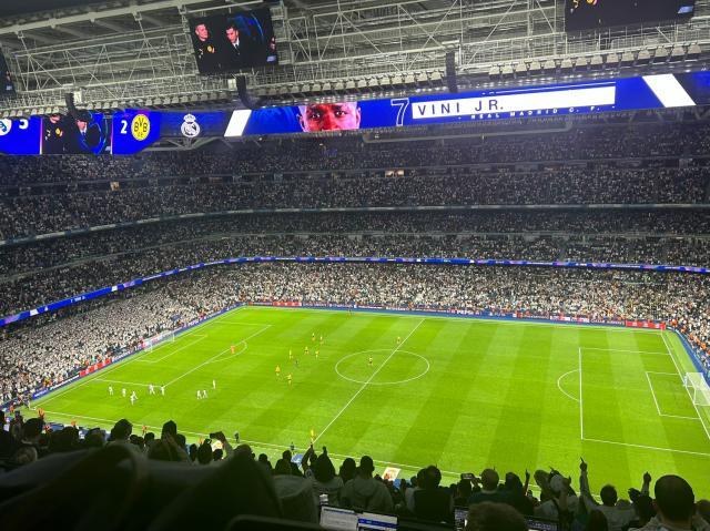 1729641317399097932.jpg 51729638711_.pic.jpg