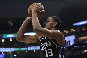 凯发K8手机端、APP下载、流畅界面、智能推荐、高效操作-基根-穆雷15投9中&amp;三分12中9得到28分6板3帽 三分命中数赛季新高